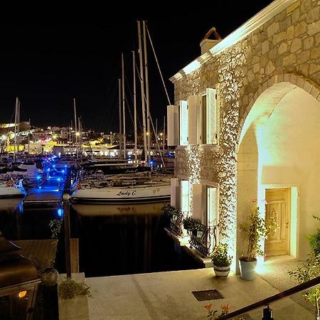 Cesme Marina Konukevi Exteriér fotografie