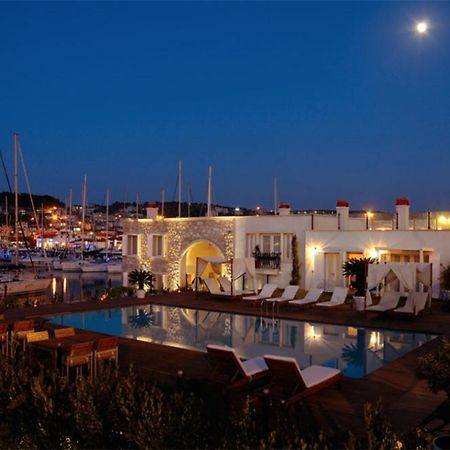 Cesme Marina Konukevi Exteriér fotografie